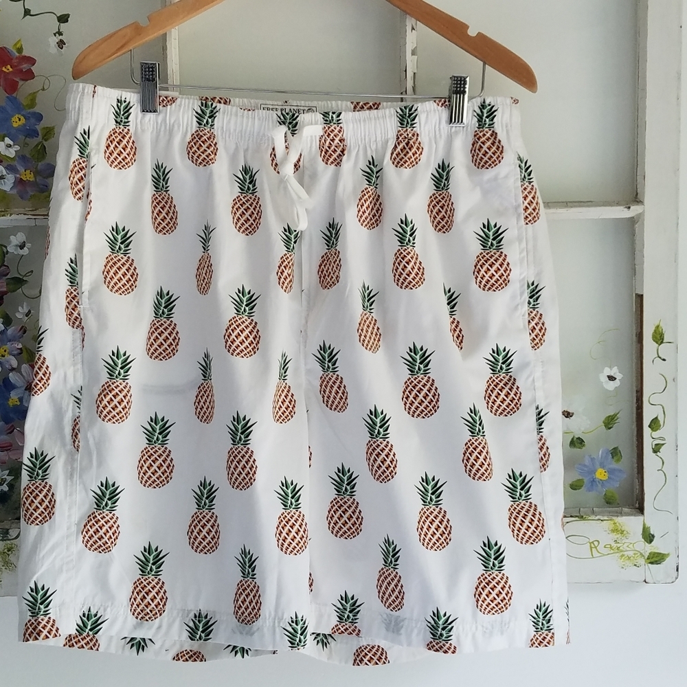 NWT Pineapple Drawstring Slim Shorts  Free Planet 100%cotton  Size 36